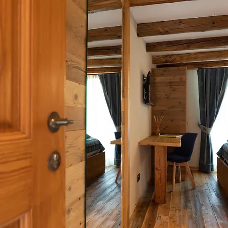 La Cascata D'hotes Maison d'hôtes La Salle