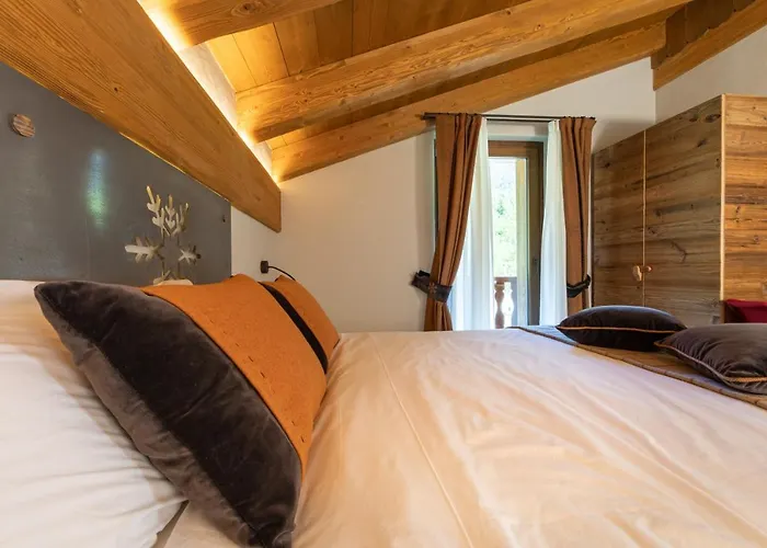 La Cascata D'hotes 3* לה סאלה