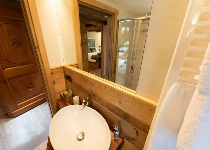 La Cascata D'hotes בית הארחה